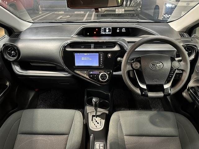 TOYOTA AQUA 2018 Image 31