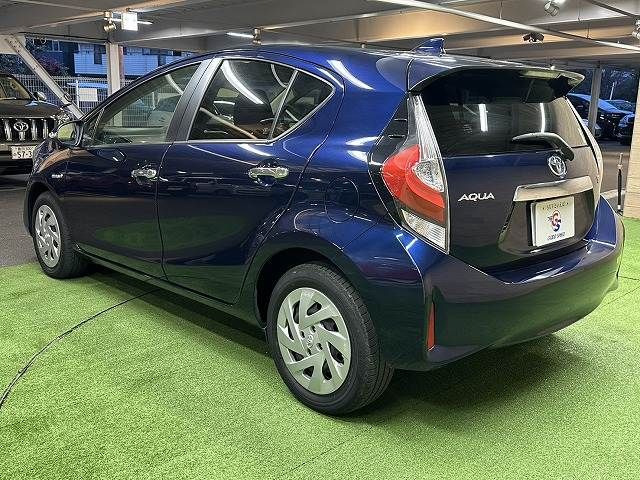 TOYOTA AQUA 2018 Image 31