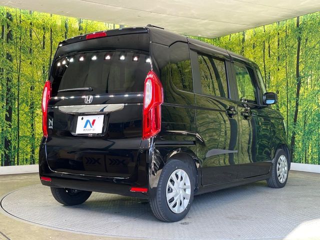 HONDA N BOX 2022 Image 31