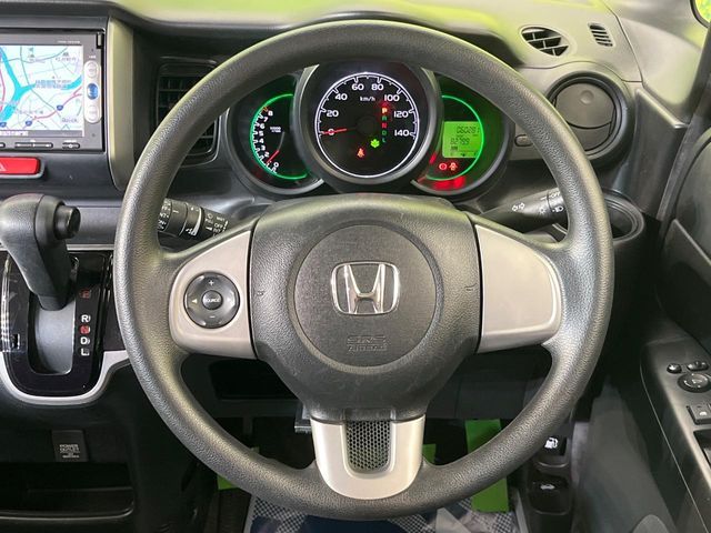 HONDA N BOX 2014 Image 31