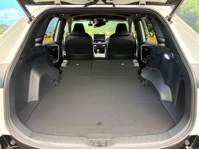 TOYOTA RAV4 PHV 2021 Image 31