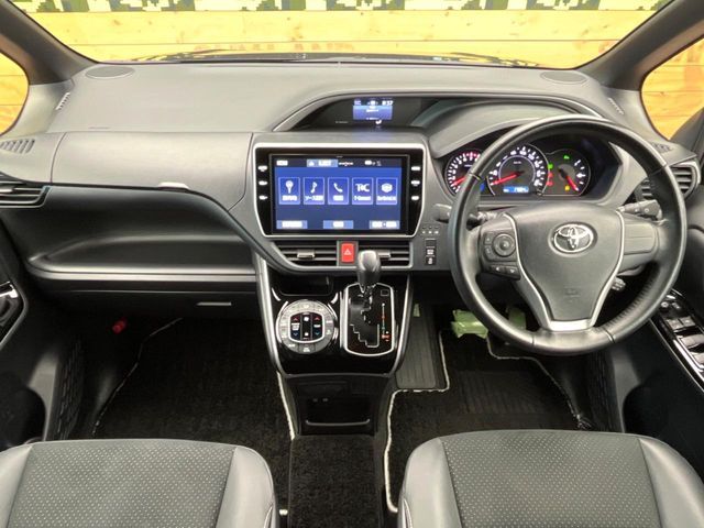 TOYOTA VOXY 2021 Image 31