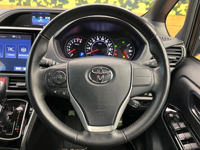 TOYOTA VOXY 2021 Image 31