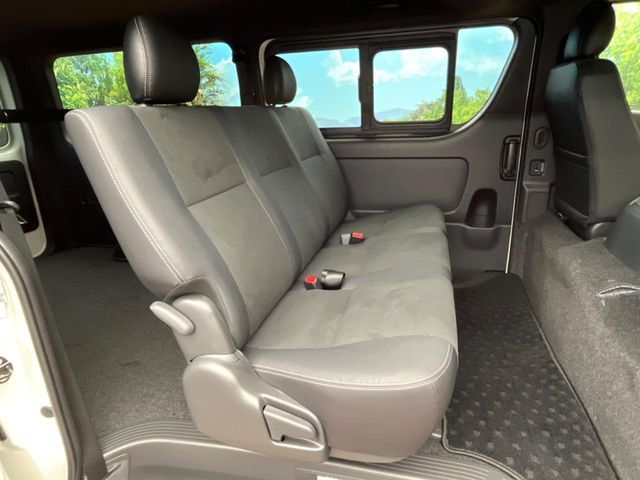 TOYOTA HIACE VAN 2WD 2025 Image 31