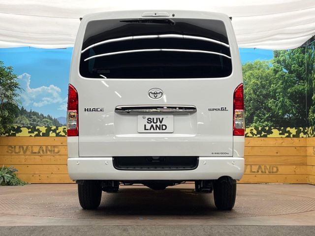 TOYOTA HIACE VAN 2WD 2025 Image 31