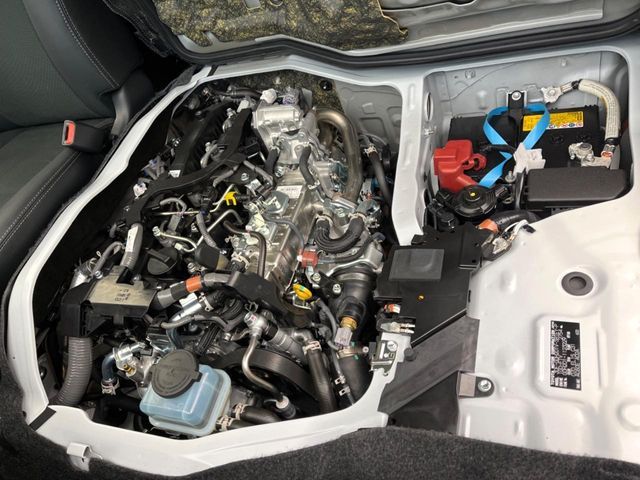 TOYOTA HIACE VAN 2WD 2025 Image 31