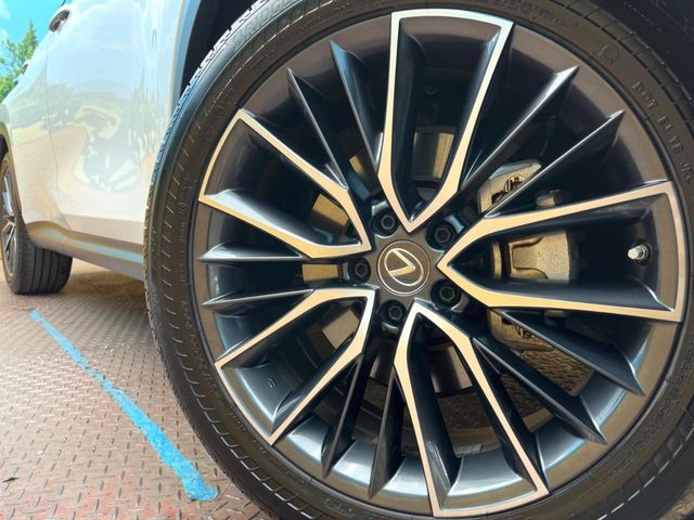 TOYOTA LEXUS NX250 2023 Image 31