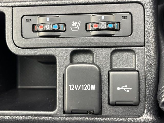 TOYOTA LANDCRUISER PRADO 2022 Image 31