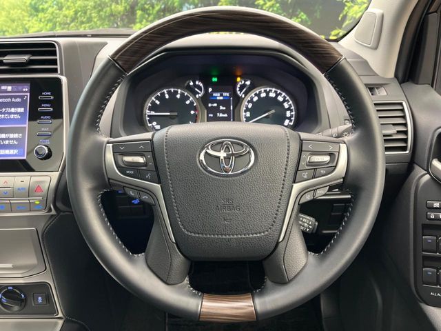 TOYOTA LANDCRUISER PRADO 2022 Image 31