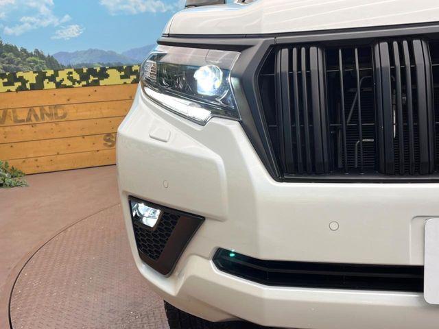 TOYOTA LANDCRUISER PRADO 2022 Image 31