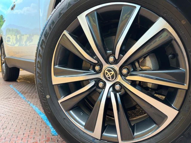 TOYOTA HARRIER 2WD 2023 Image 31