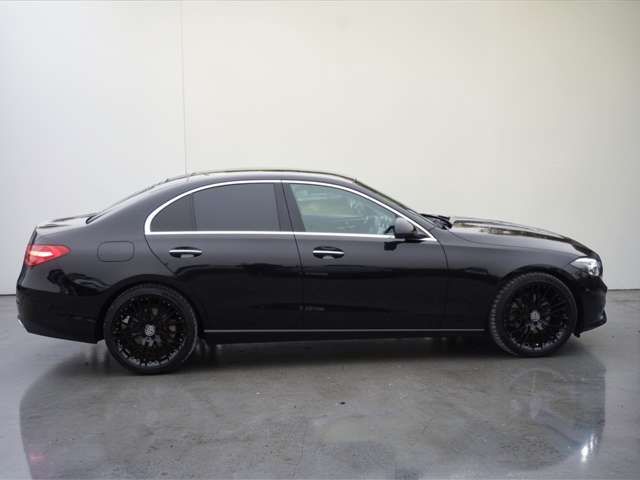 MERCEDES BENZ C CLAS 2023 Image 31