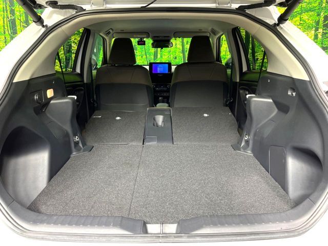 TOYOTA YARIS CROSS HYBRID 2024 Image 31