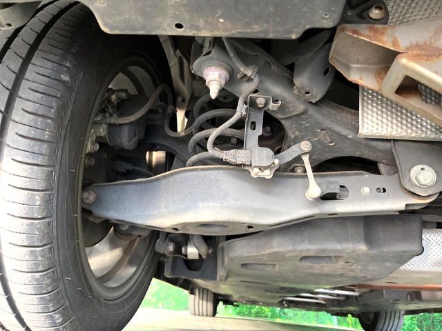 TOYOTA C-HR 2019 Image 31