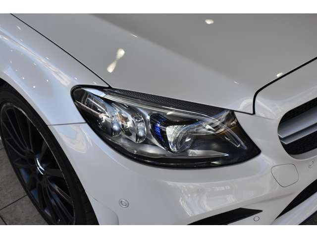 MERCEDES BENZ MERCEDES AMG C CLASS 2019 Image 31