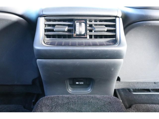 TOYOTA LEXUS LS500 2018 Image 31