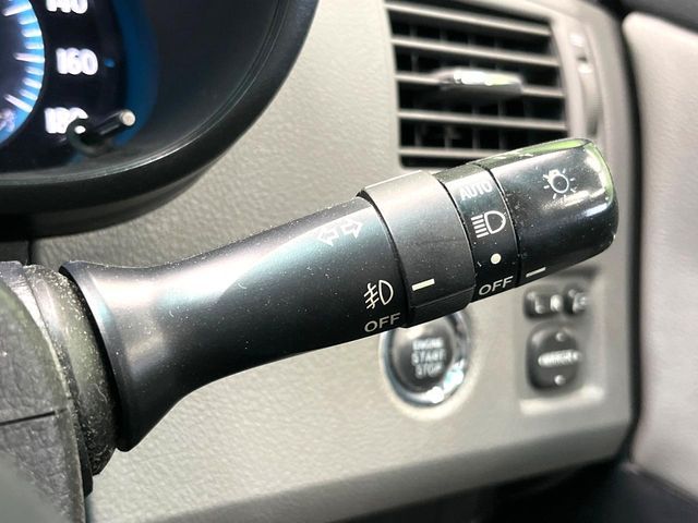 TOYOTA MARK X ZIO 2009 Image 31