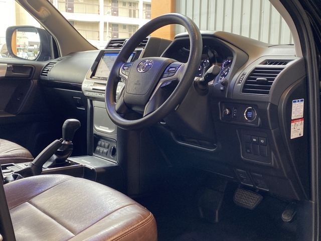 TOYOTA LANDCRUISER PRADO 2021 Image 31