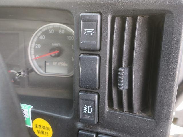 ISUZU GIGA 2018 Image 31