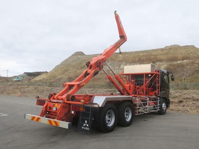 MITSUBISHI FUSOU SUPER GREAT 2013 Image 31