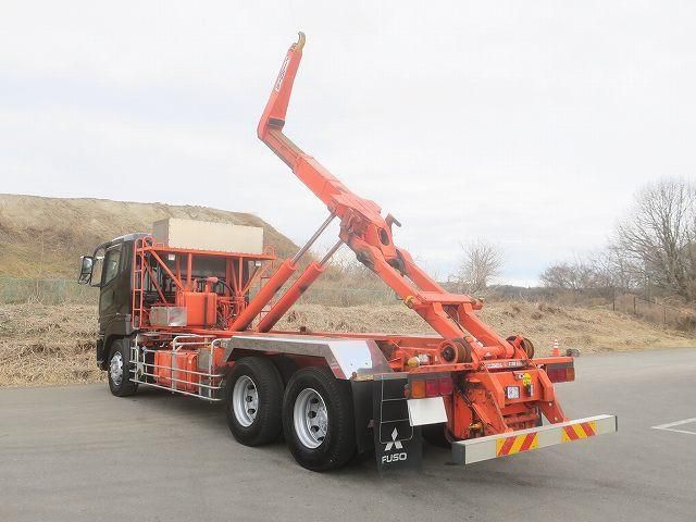 MITSUBISHI FUSOU SUPER GREAT 2013 Image 31