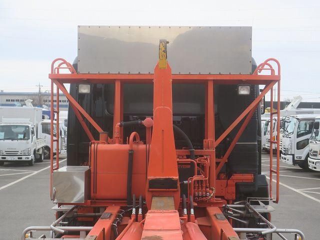 MITSUBISHI FUSOU SUPER GREAT 2013 Image 31