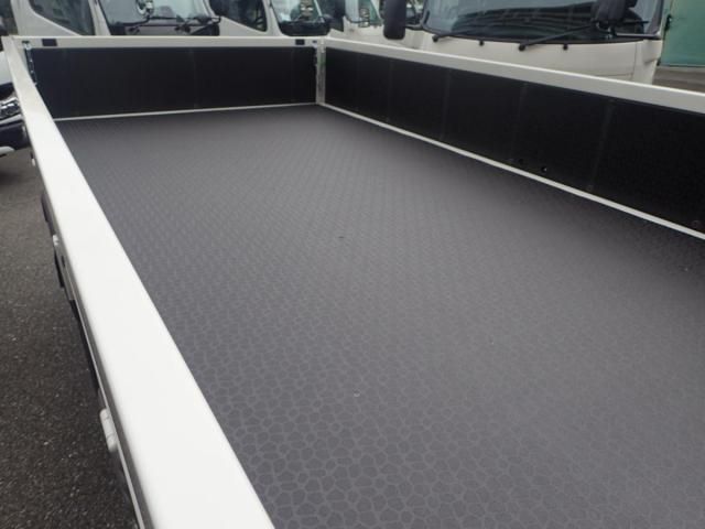 HINO DUTRO 2025 Image 31