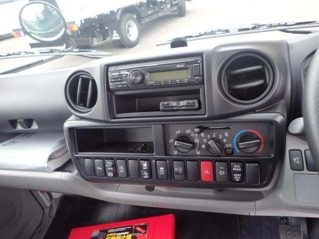 HINO DUTRO 2025 Image 31