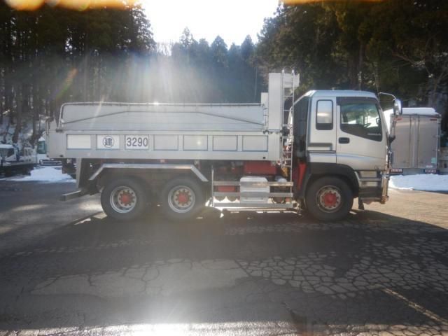 ISUZU GIGA 2012 Image 31