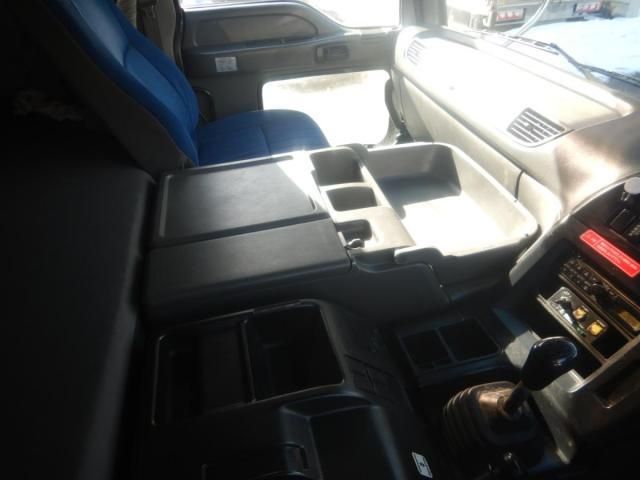 ISUZU GIGA 2012 Image 31