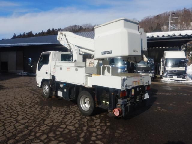 ISUZU ELF 2013 Image 31