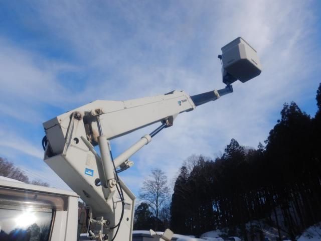 ISUZU ELF 2013 Image 31