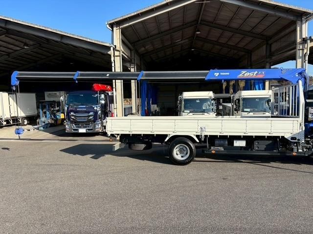 ISUZU FORWARD 2023 Image 31