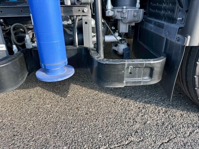 ISUZU FORWARD 2023 Image 31