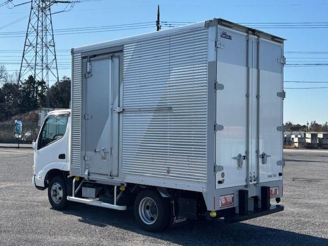 HINO DUTRO 2022 Image 31