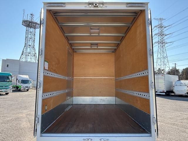 HINO DUTRO 2022 Image 31