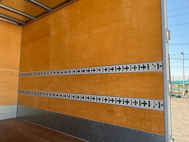 HINO DUTRO 2022 Image 31