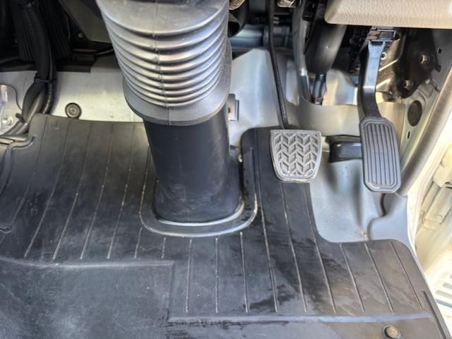 HINO DUTRO 2022 Image 31