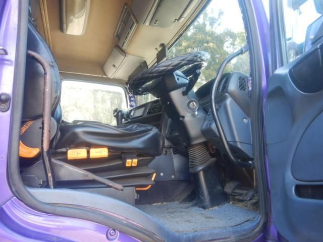 HINO PROFIA 2005 Image 31