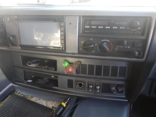 HINO PROFIA 2005 Image 31