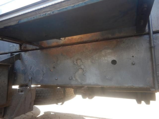 HINO PROFIA 2005 Image 31