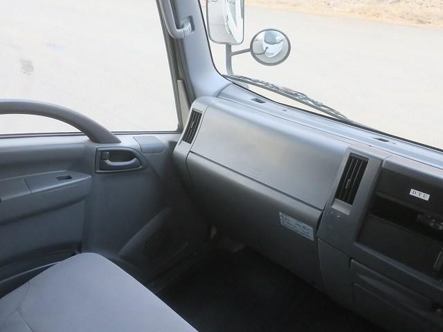 ISUZU ELF 2016 Image 31