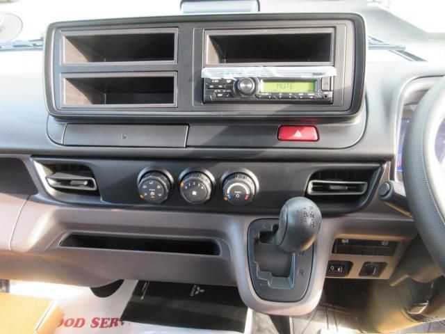 MITSUBISHI CANTER 2025 Image 31