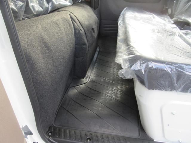 MITSUBISHI CANTER 2025 Image 31