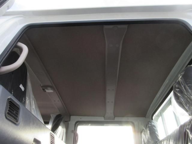 MITSUBISHI CANTER 2025 Image 31