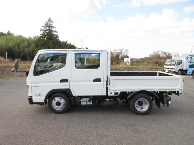 MITSUBISHI CANTER 2025 Image 31