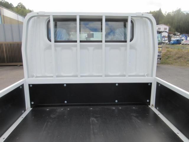 MITSUBISHI CANTER 2025 Image 31