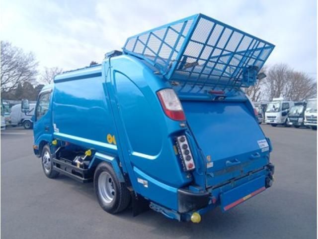 HINO DUTRO 2018 Image 31