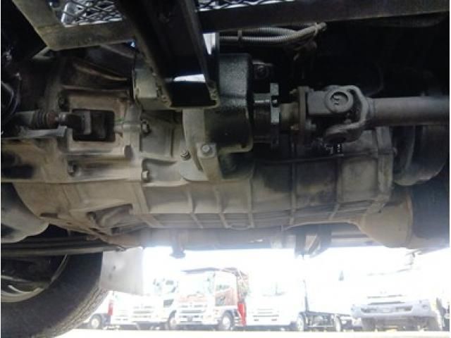 HINO DUTRO 2018 Image 31