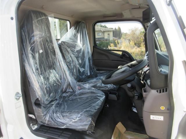 MITSUBISHI CANTER 2025 Image 31